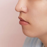 Cute Mini Lighting 925 Sterling Silver L Shape Nose Stud (Single)