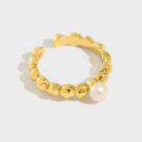 Livy Pearl Ring